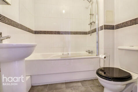 Southernhay Close, Basildon 1 bed apartment for sale