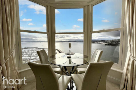 Warren Road, Torquay 1 bed apartment for sale