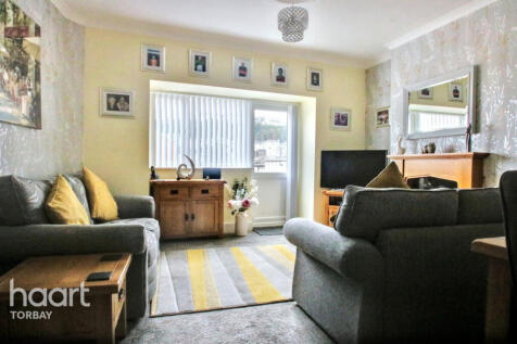 Queen Street, Torquay 2 bed maisonette for sale