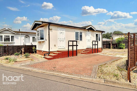 Rose Crescent, Bedford 1 bed park home for sale