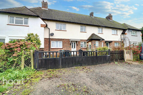 Lusted Hall Lane, Tatsfield 3 bed terraced house for sale