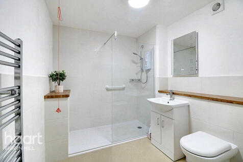 Main Road, Biggin Hill 2 bed retirement property for sale