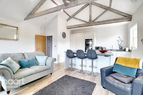 High Street, Westerham 2 bed penthouse for sale