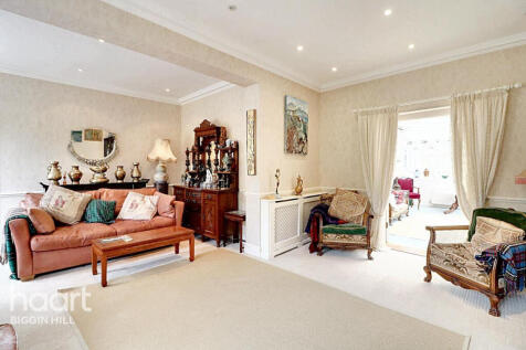 Kemsley Road, Tatsfield 4 bed detached bungalow for sale