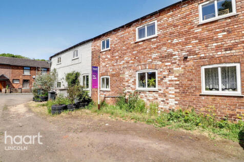 Waterloo Street, Market Rasen 2 bed cottage for sale