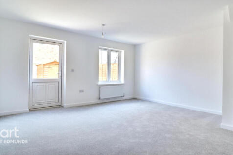 18 Flittons Close, Bury St Edmunds 3 bed end of terrace house for sale