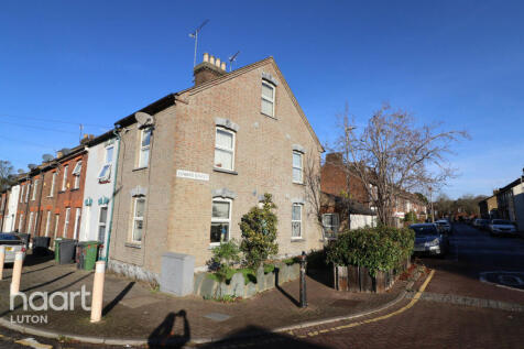 Edward Street, Luton 3 bed end of terrace house for sale