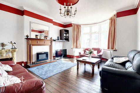 6 bedroom semi-detached house for sale