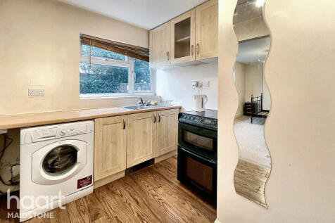 Cranborne Avenue, Maidstone Studio for sale