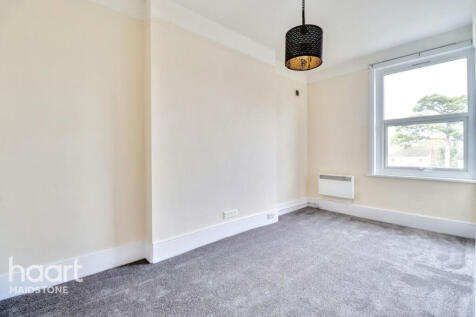 Buckland Hill, Maidstone 1 bed apartment for sale