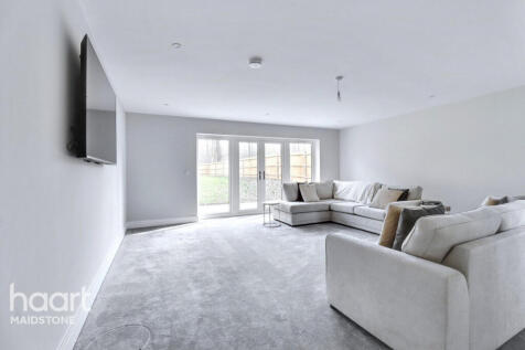Upper Barnhill, Maidstone 5 bed detached house for sale