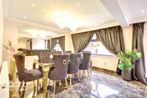 Pyxe Court, Walton Park 5 bed detached house for sale