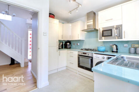 Jenkins Close, Shenley Church End 3 bed detached house for sale