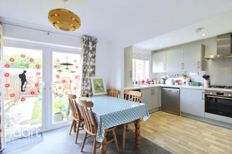 St Lucia Park, Bordon 3 bed terraced house for sale