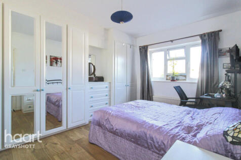 Golf Lane, Bordon 2 bed maisonette for sale