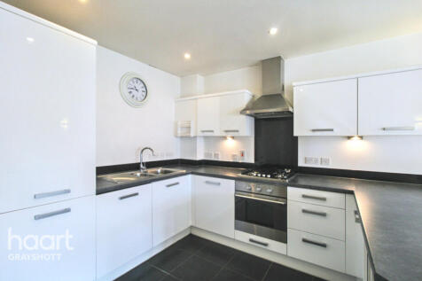 Heathcote Road, Bordon 1 bed apartment for sale