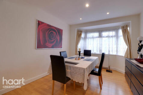 Greenford 4 bed end of terrace house for sale