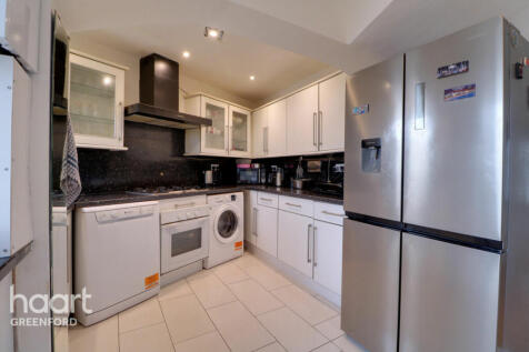 Greenford 4 bed end of terrace house for sale