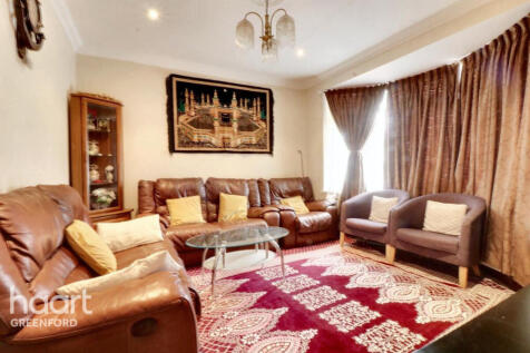 Westbury Avenue, Southall 5 bed terraced house for sale