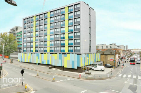 Station Road, Hayes 1 bed apartment for sale