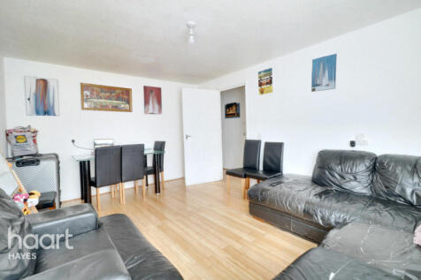 Aspen Lane, Northolt 1 bed flat for sale