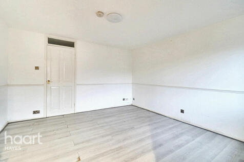 Abbotswood Way, Hayes 1 bed maisonette for sale