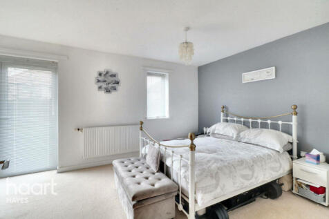 Varcoe Gardens, Hayes 1 bed apartment for sale