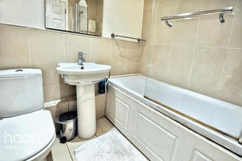 Copthorne Mews, Hayes 1 bed flat for sale