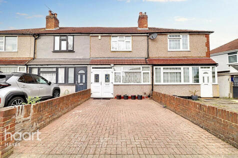 Woodrow Avenue, Hayes 2 bed terraced house for sale