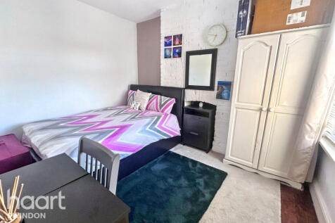 Jennings Street, Swindon 3 bed terraced house for sale