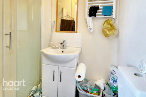Lorne Road, Leicester 6 bed end of terrace house for sale