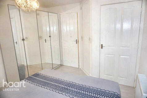 Pavilion Close, Leicester 2 bed apartment for sale