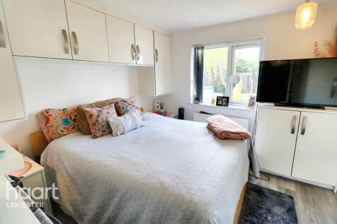 Cottage Farm Close, Leicester 3 bed end of terrace house for sale