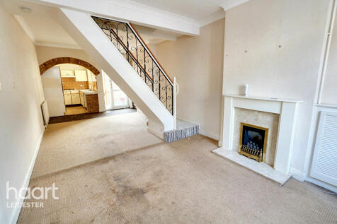 Vernon Road, Leicester 2 bed terraced house for sale