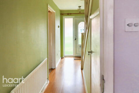 Birkenshaw Road, Leicester 3 bed link detached house for sale
