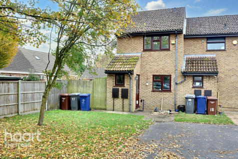 Lapwing Court, Mildenhall 2 bed end of terrace house for sale