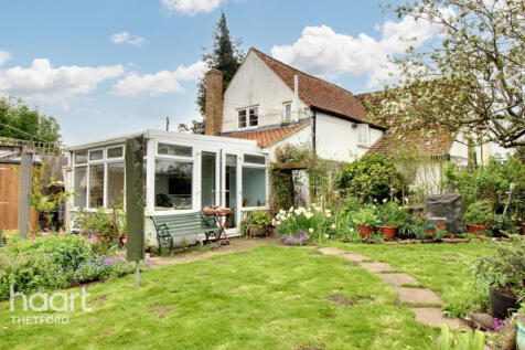 Dumpling Bridge Lane, Lakenheath 3 bed cottage for sale