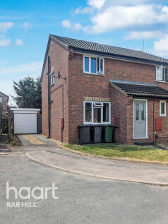 2 bedroom semi-detached house for sale