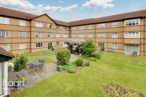 Beehive Lane, Redbridge 1 bed flat for sale