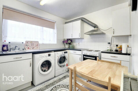 Cape Close, Barking 1 bed apartment for sale