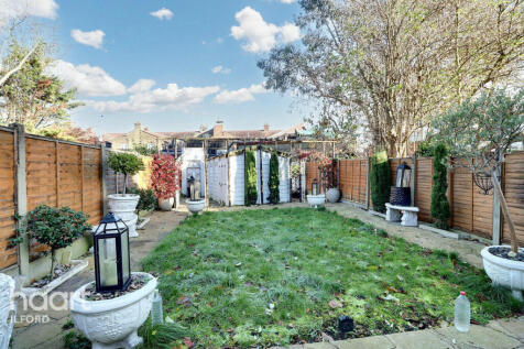 Mornington Avenue, Ilford 3 bed terraced house for sale