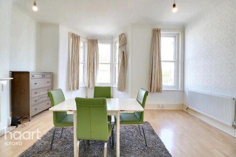 Valentines Road, Ilford 3 bed flat for sale