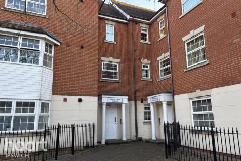 Offord Close, Ipswich 2 bed flat for sale