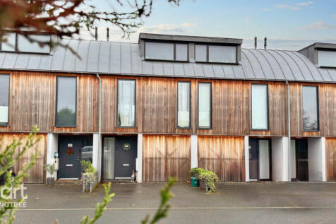 Secret Bunker, Shrubland Road... 3 bed terraced house for sale