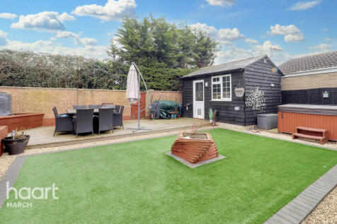 Fairview Gardens, Chatteris 3 bed detached house for sale