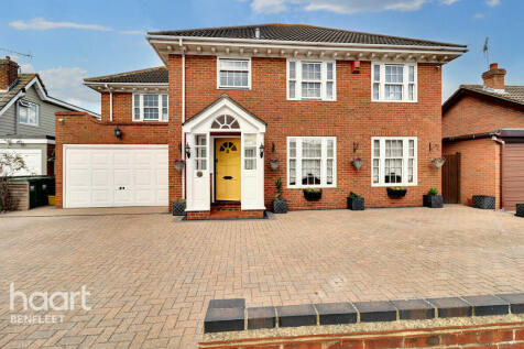 Thorney Bay Road, Canvey Island 5 bed detached house for sale