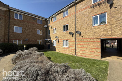 Nottage Crescent, Braintree 2 bed flat for sale