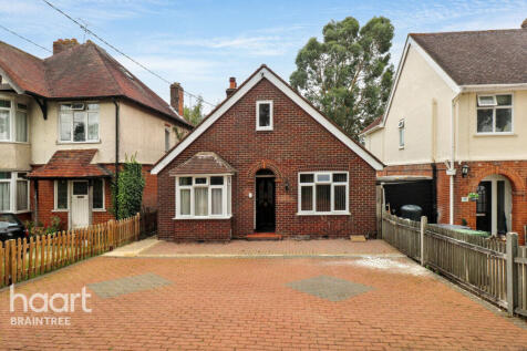Julien Court Road, Braintree 3 bed chalet for sale