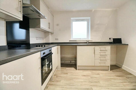 Granville Place, Sheerness 2 bed townhouse for sale