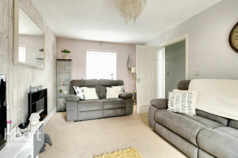 Nunnery Grove, Sheerness 3 bed detached house for sale